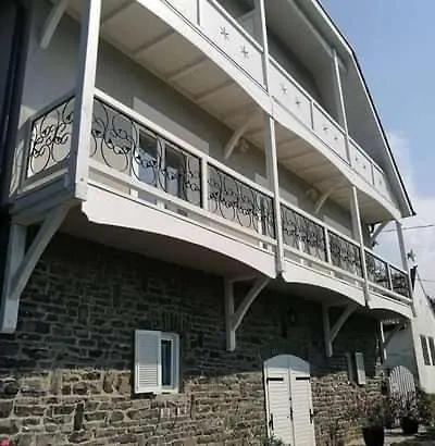 Izabella Hotel